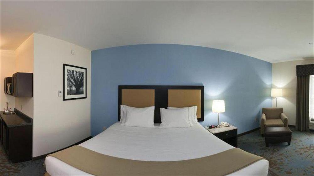 Comfort Inn & Suites Plainville-Foxboro Exterior foto